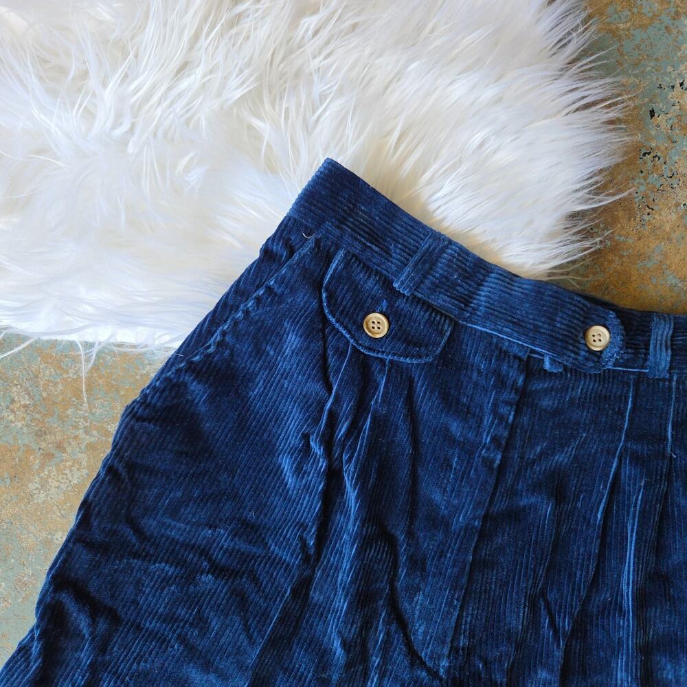 Vintage 80's High Rise Corduroy Shorts Size S M Blue NWT Deadstock Academia - Picture 2 of 7